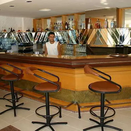 Alp Hotel 2*